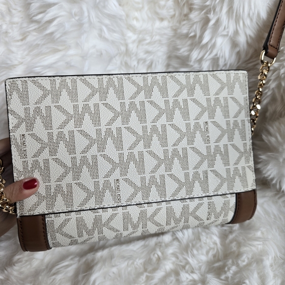 Michael Kors Brown and Cream Crossbody Bag - Picture 4 of 10